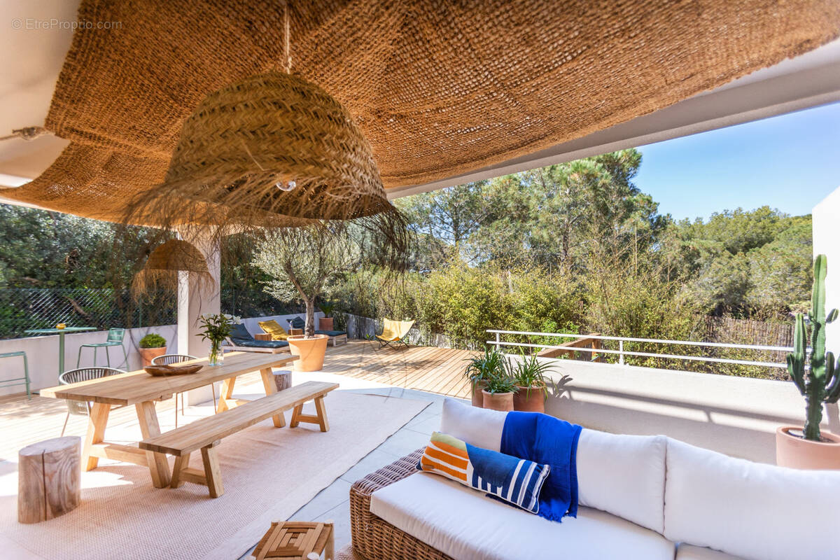 Appartement à HYERES