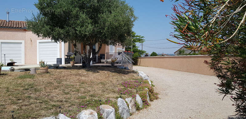 Maison à PALLEVILLE