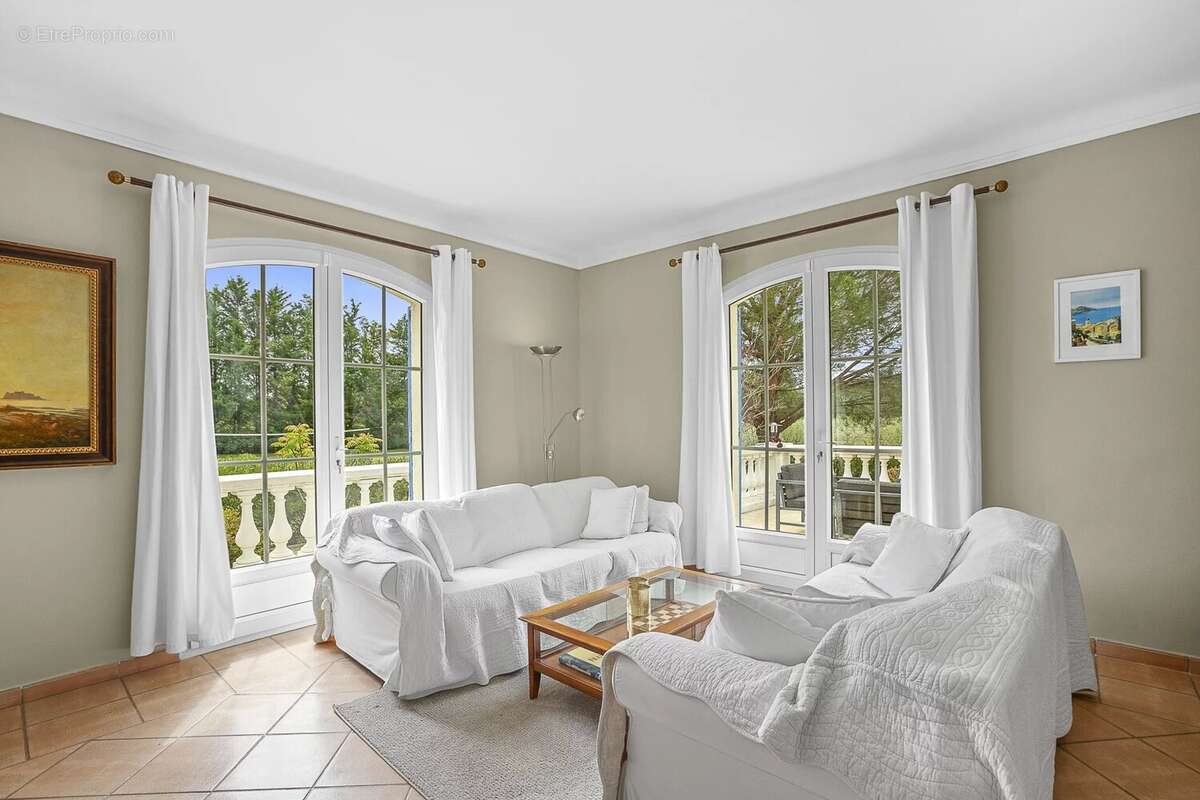 Maison à DRAGUIGNAN