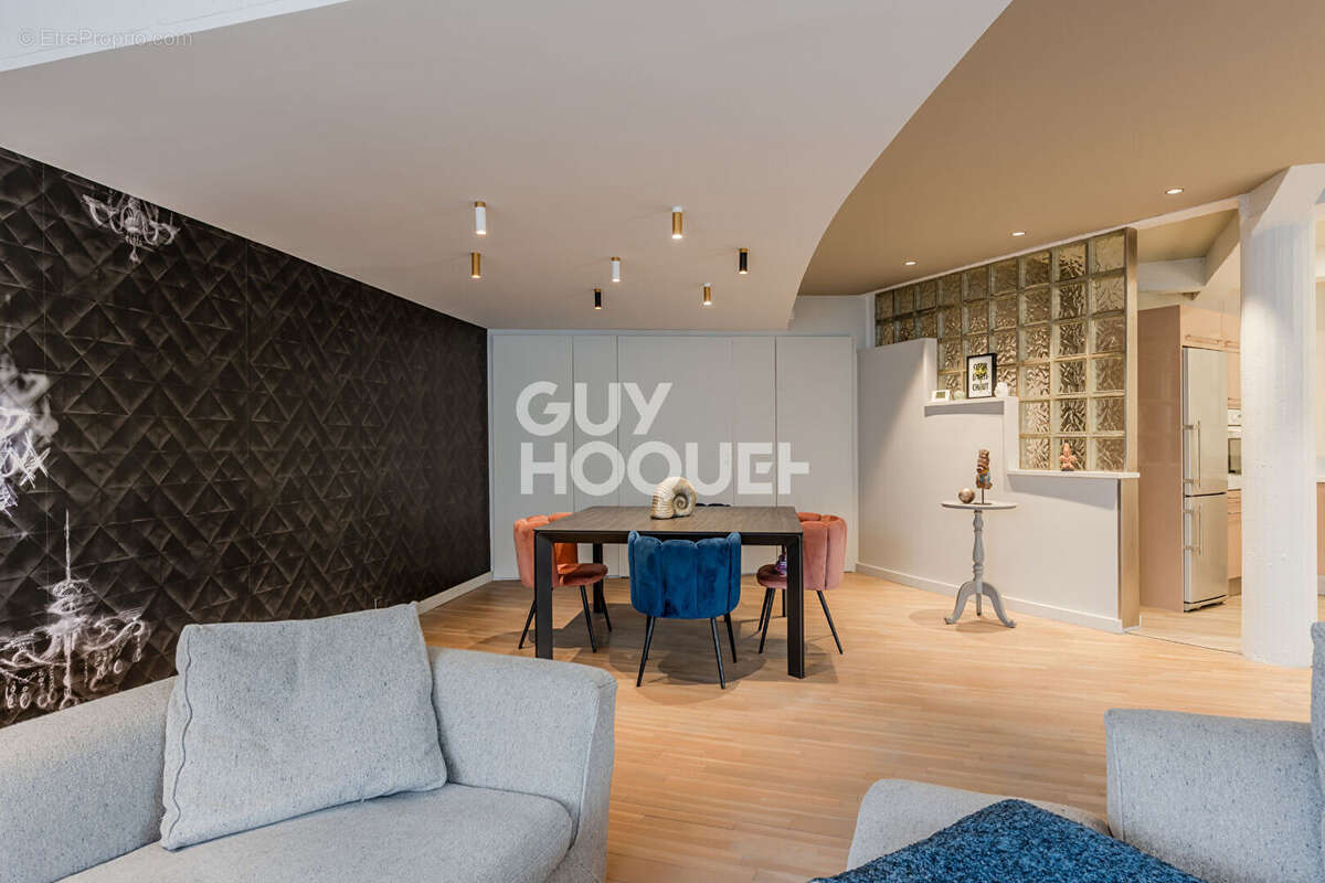 Appartement à SAINTE-FOY-LES-LYON