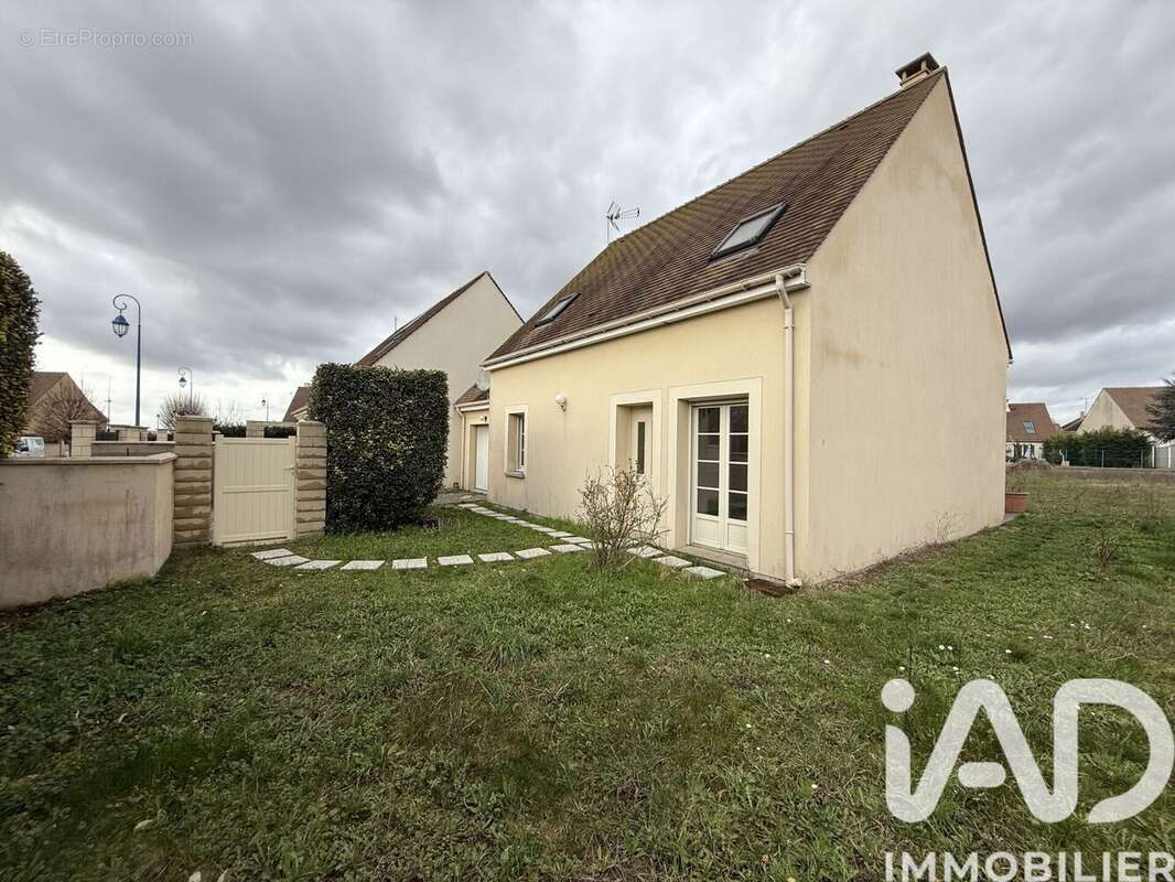 Maison 90 m² à La Grande-Paroisse  - photo 5