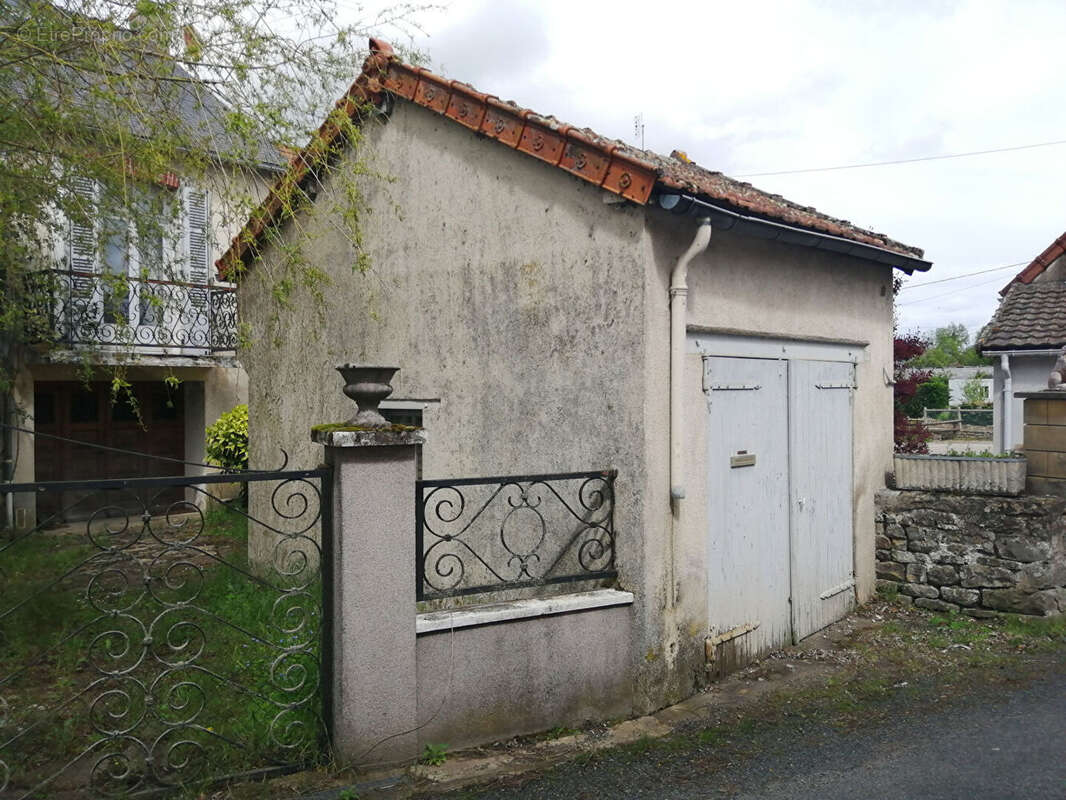 Maison à AUXY
