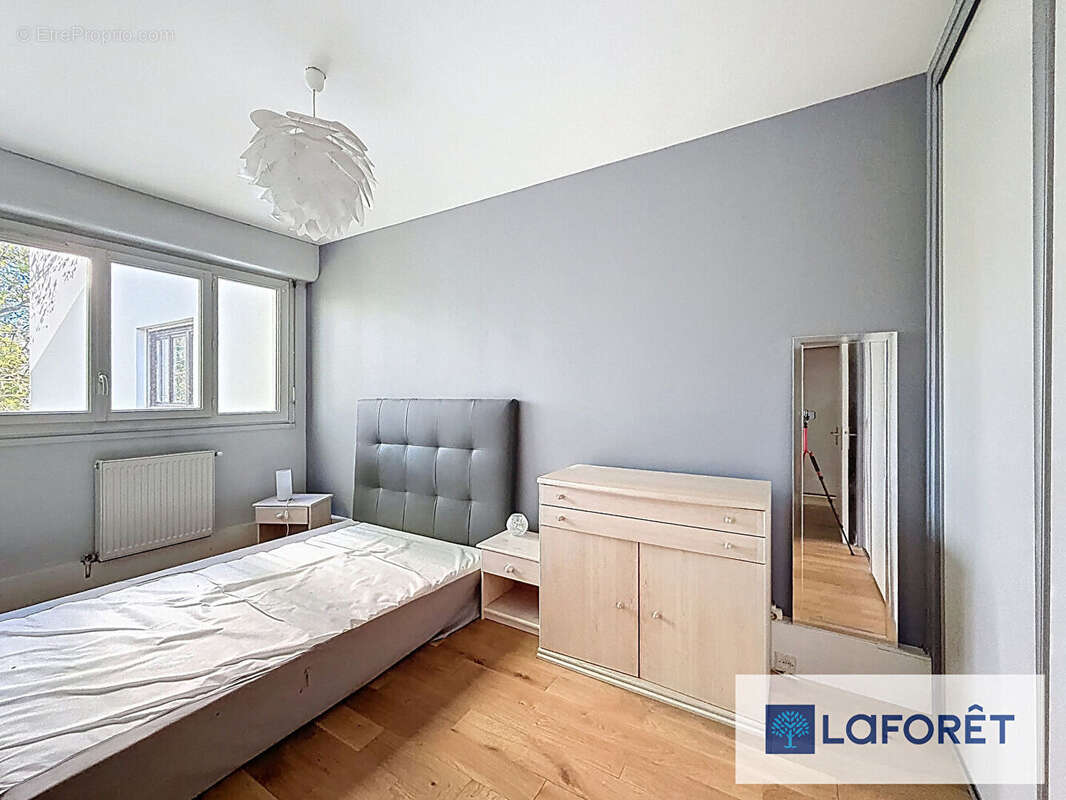 Appartement à LE PLESSIS-TREVISE