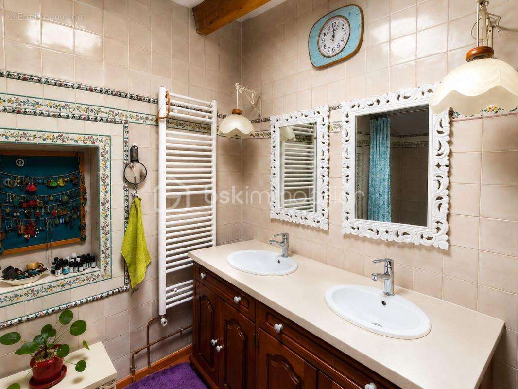 La Maison du Cadran  Demeure cévenole du XVIIIᵉ siècle - 274 m² - 3 suites - Jardins - chambres d'hôtes - photo 15