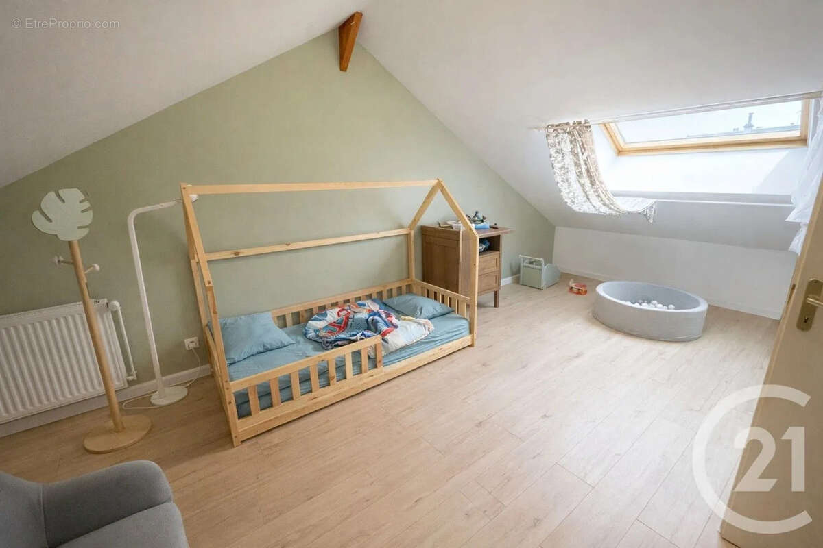 Maison à SAINT-QUENTIN