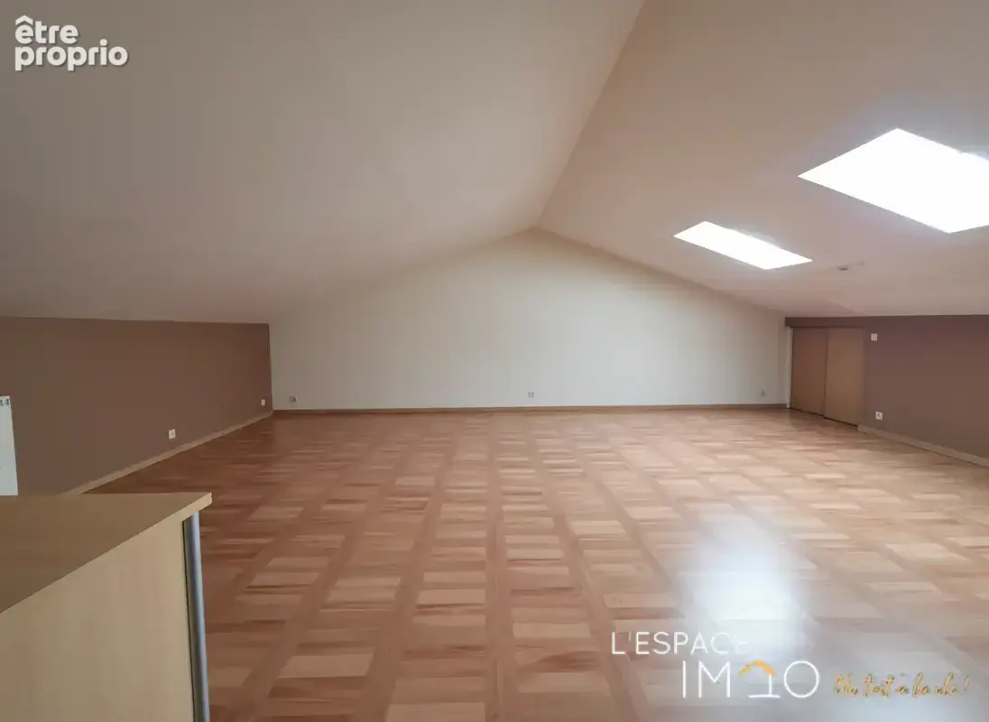 Maison familiale proche des écoles et commodités - photo 13