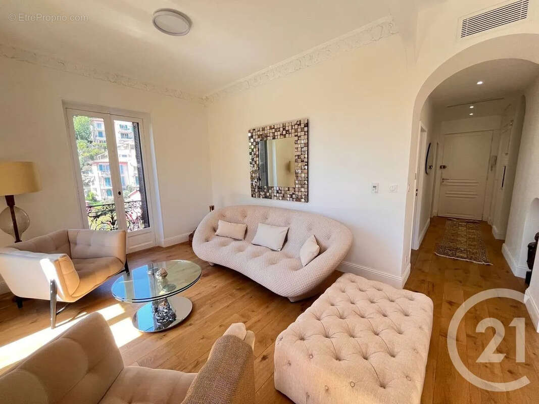 Appartement à MENTON