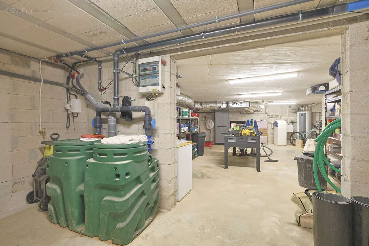 Maison à SOLLIES-VILLE