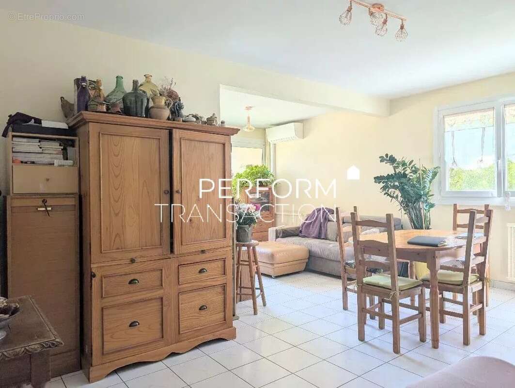 Appartement à SASSENAGE
