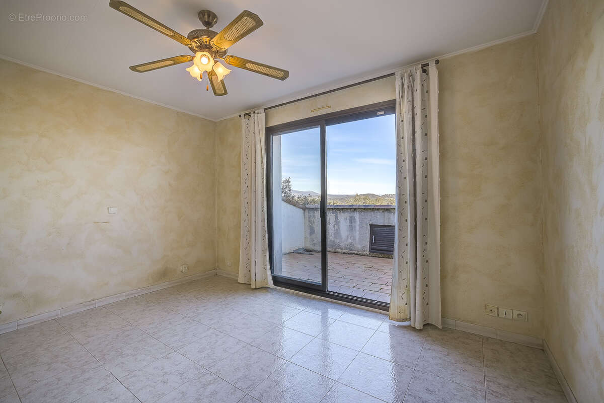 Maison à MANDELIEU-LA-NAPOULE