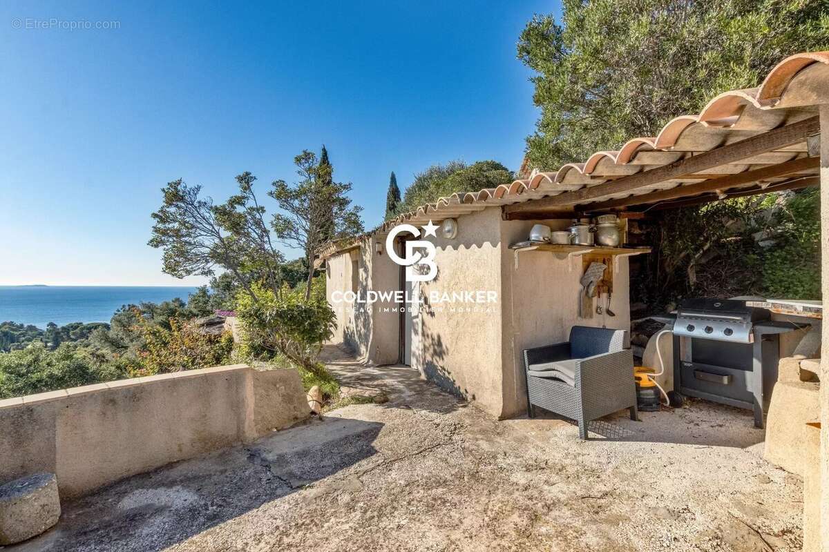 Maison à RAYOL-CANADEL-SUR-MER