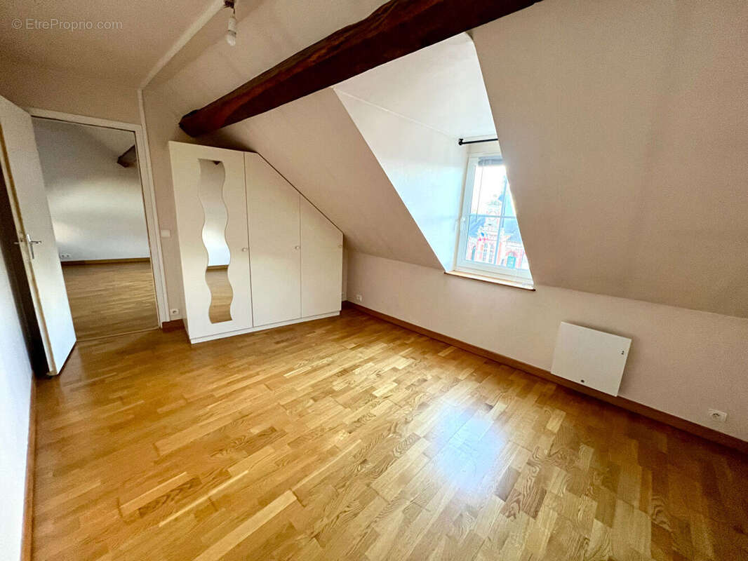 Appartement à LE PERRAY-EN-YVELINES