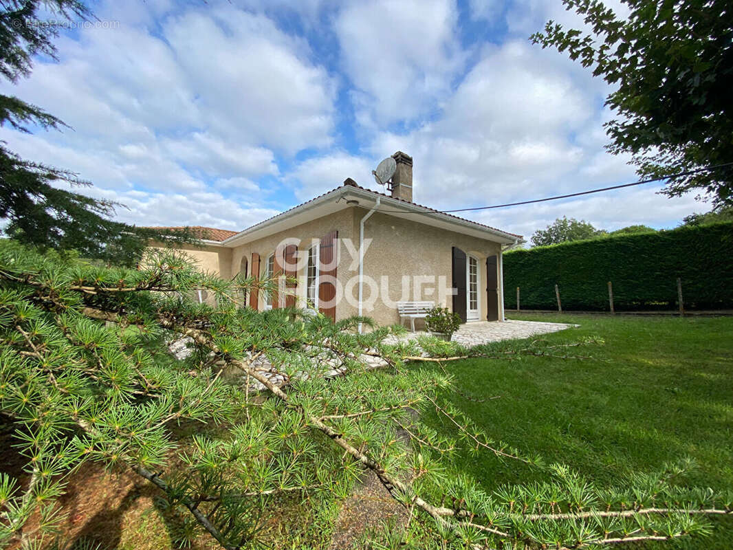 Maison à SAINT-DENIS-DE-PILE