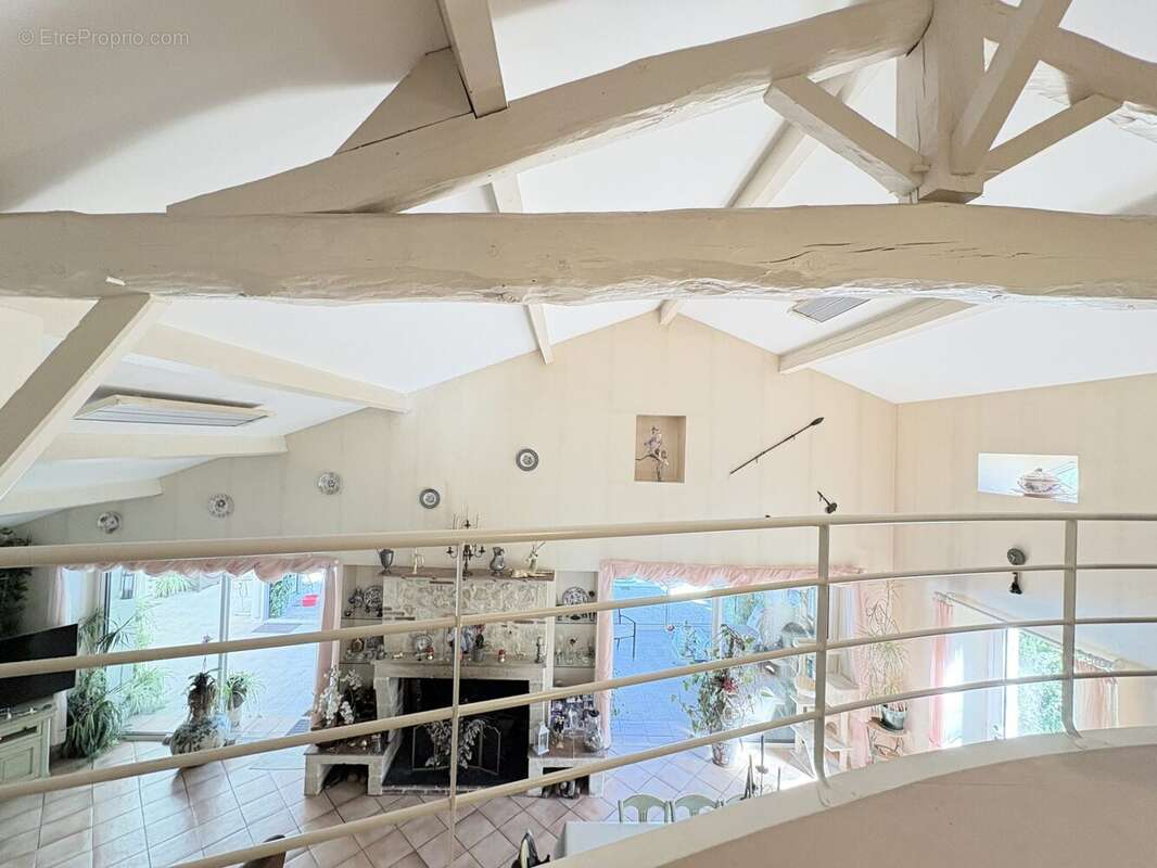 Maison à VENDAYS-MONTALIVET