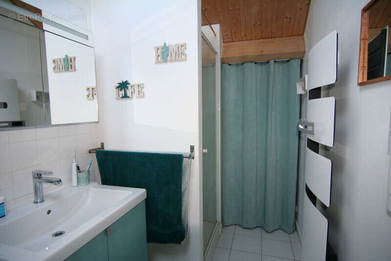 Maison à THIL-SUR-ARROUX