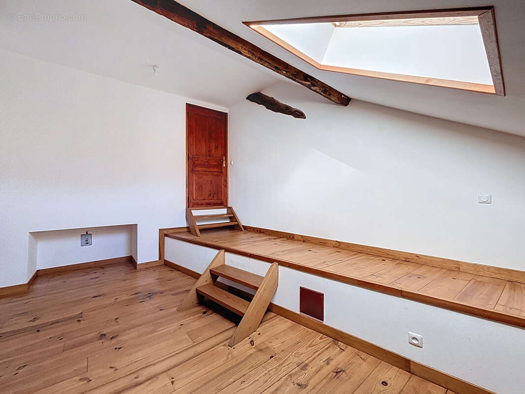 Appartement à JAUSIERS