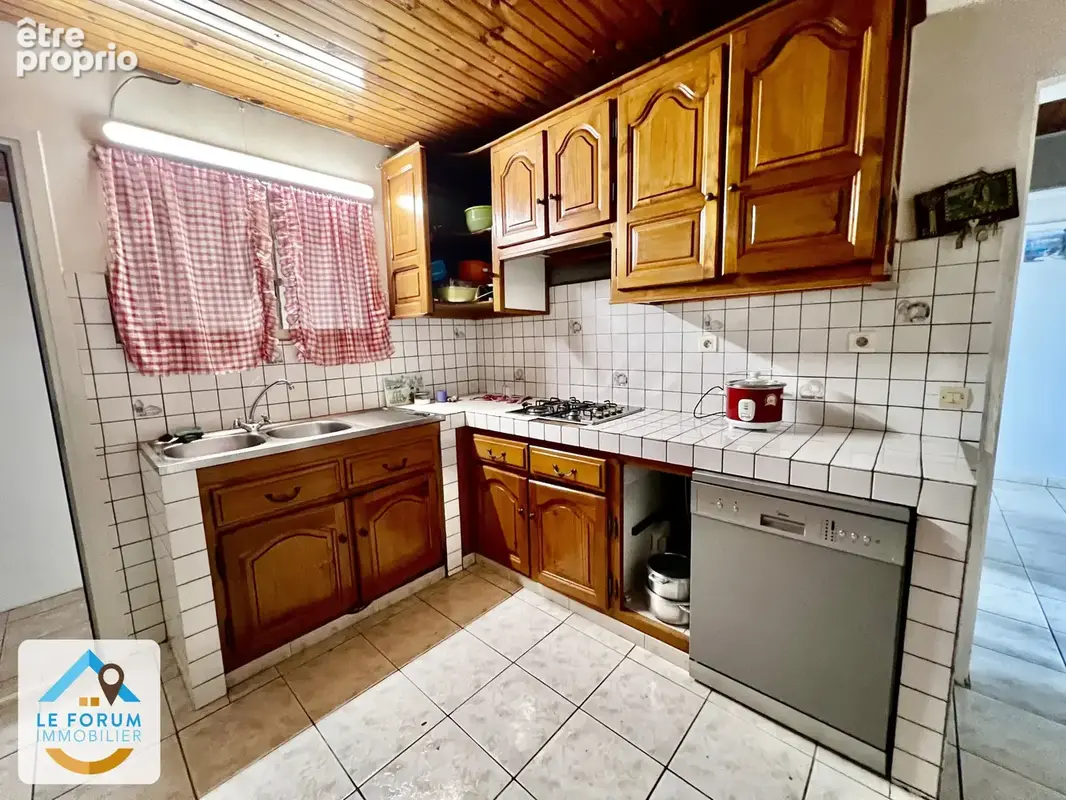 Tampon 97430 - villa f5 fonctionnelle - cuisine exterieure - terrain piscinable - secteur calme - photo 12