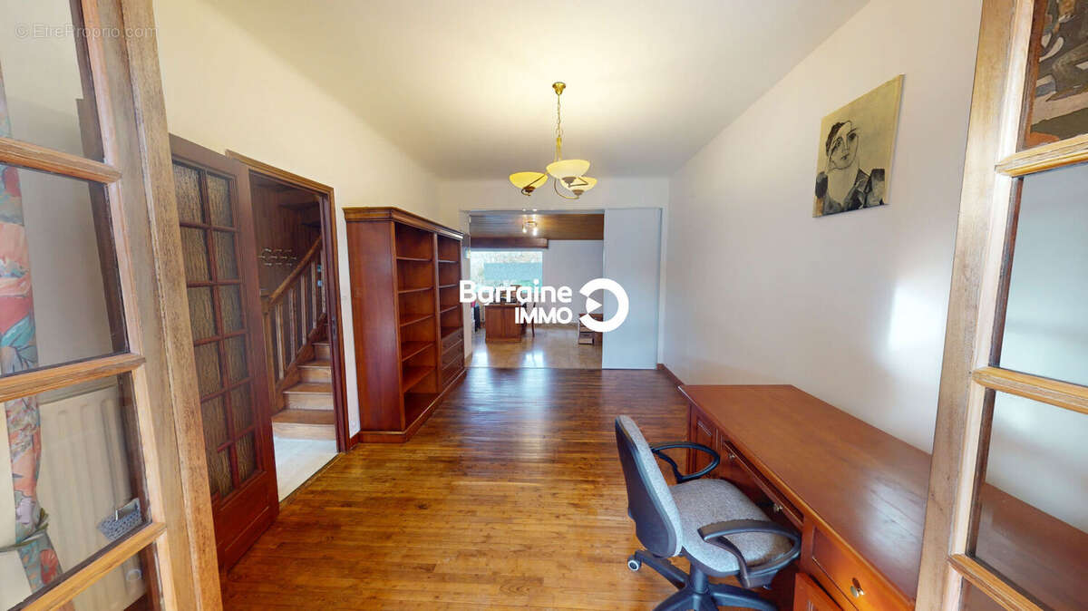 A vendre brest saint-pierre cavale blanche maison de maitre 188m² t8 5 chambres garage veranda - photo 9
