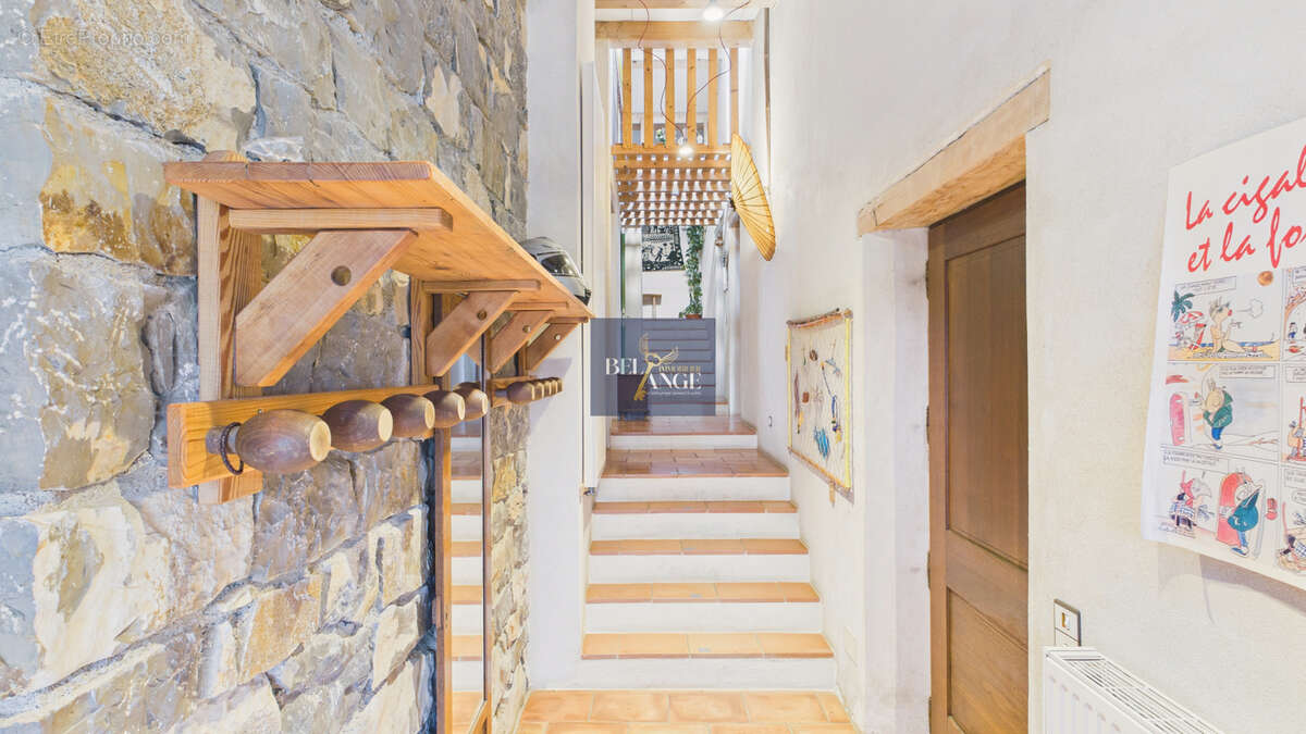 Maison à SAINT-ANDRE-DE-CRUZIERES