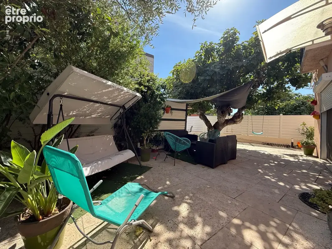 Toulon   la serinette   maison au calme avec jardin, garages et panneaux solaires - photo 16