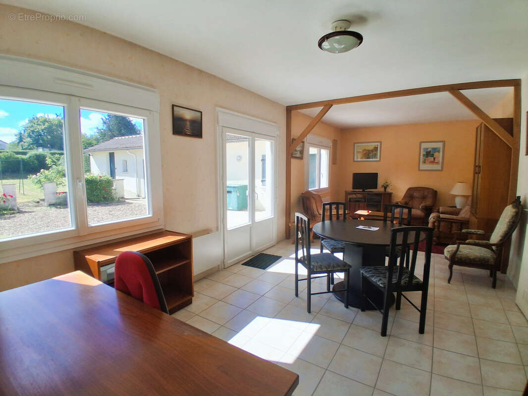 Maison de plain-pied avec jardin - Studio d'appoint - photo 3