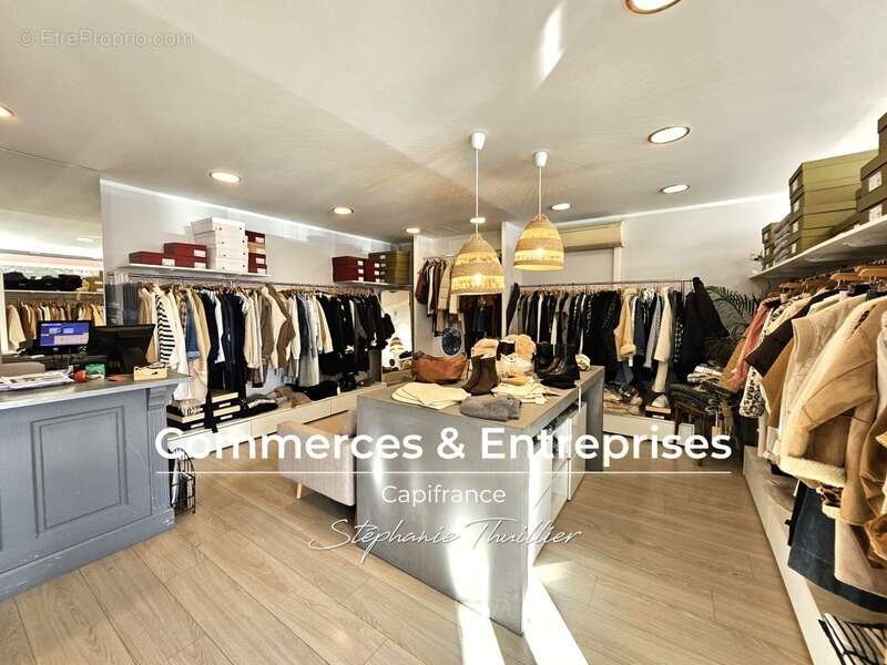 Commerce à PLAN-DE-CUQUES