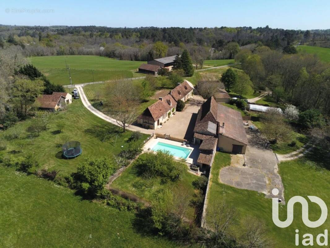 Photo 1 - Maison à CAMPSEGRET