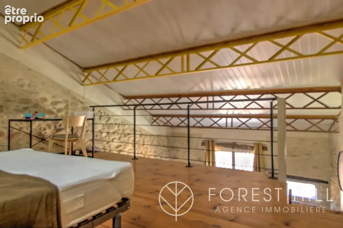 Loft de charme baigné de lumière. - photo 8