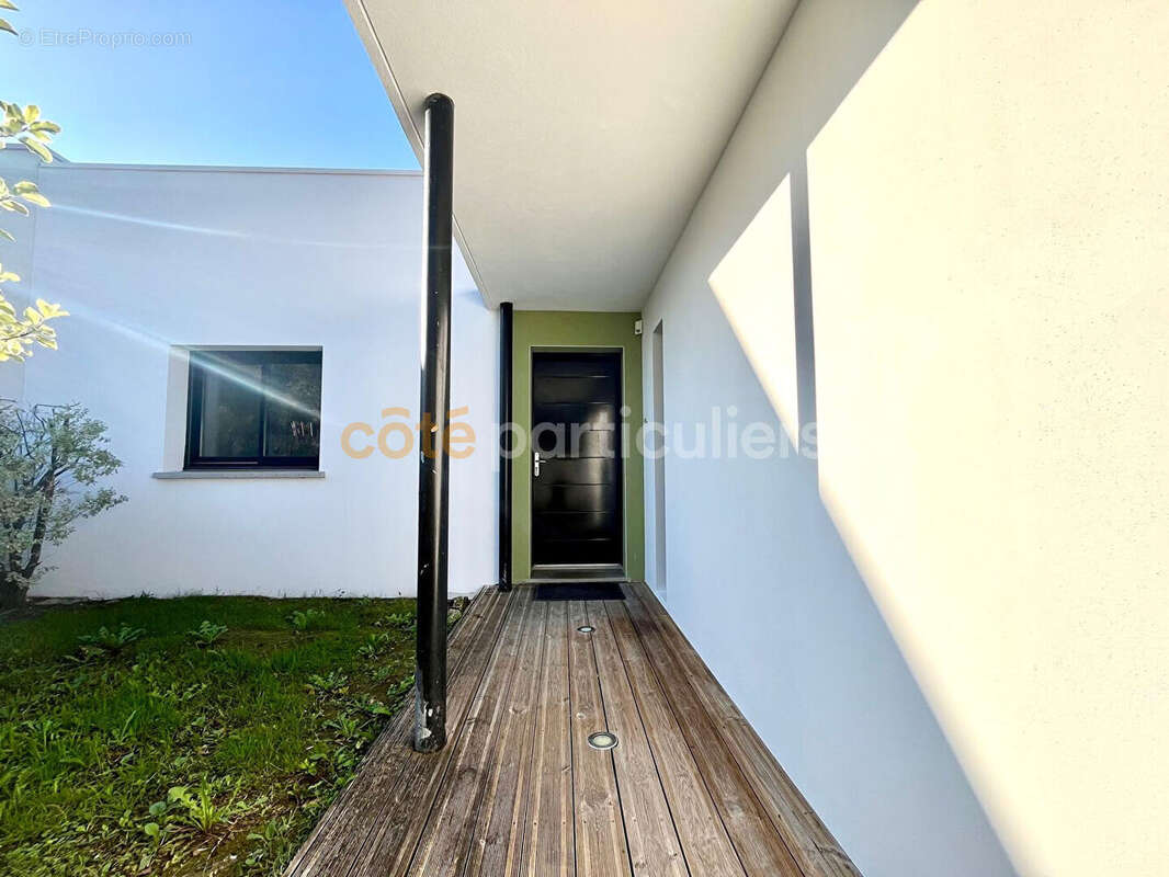 Maison à SAINT-SULPICE-DE-ROYAN