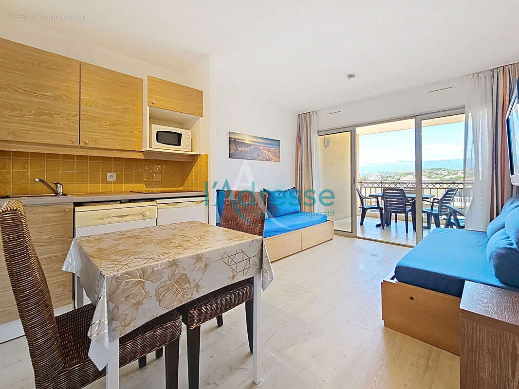 DERNIER ETAGE 2 pièces 28m2 avec Parking! - photo 4