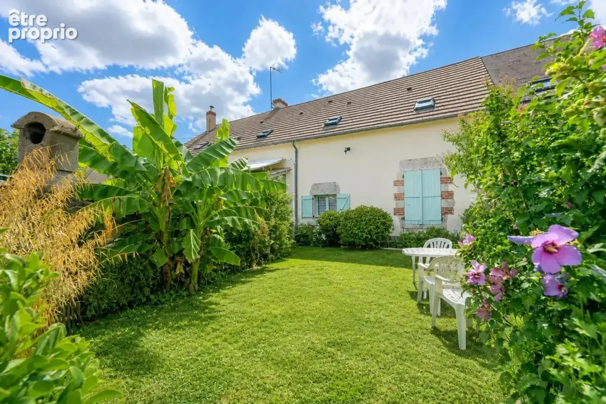 Maison de 7 pièces de 177 m² à Cour-Cheverny - photo 8