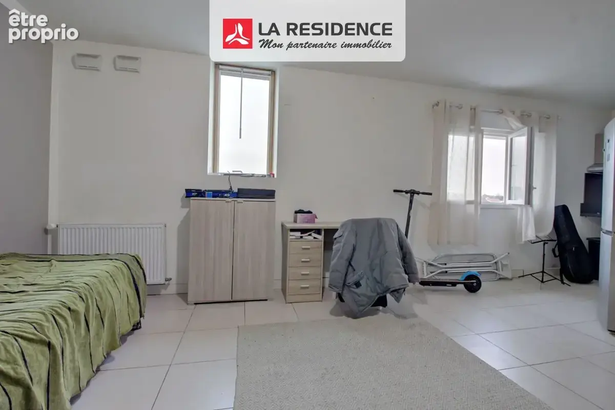 Appartement 1 pièce 30 m² à vendre à Sartrouville (78500) - photo 3