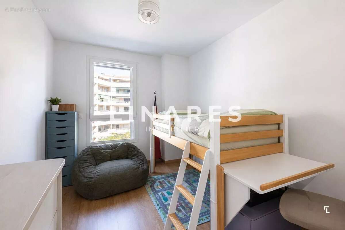 GABRIEL - Appartement T4 83m2 - Balcon - 13008 Prado - photo 8