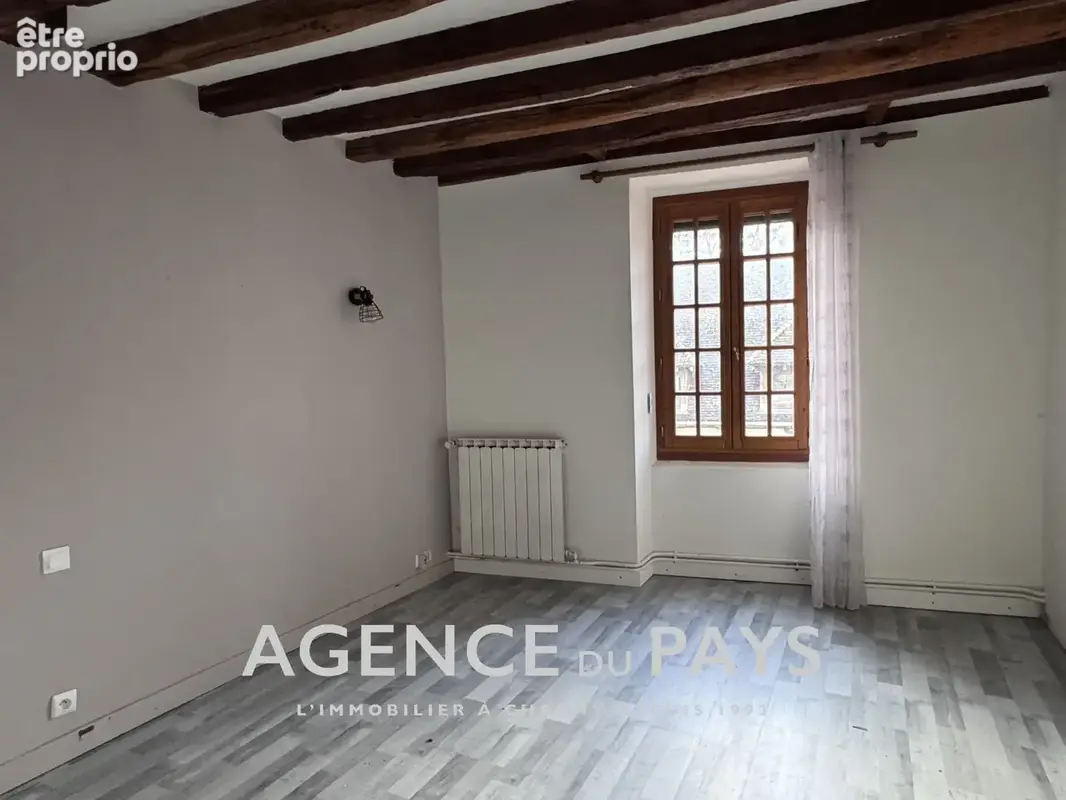 CHARNY CENTRE VILLE proche tous commerces - photo 9