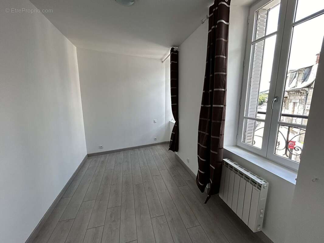 Appartement à ESPALION