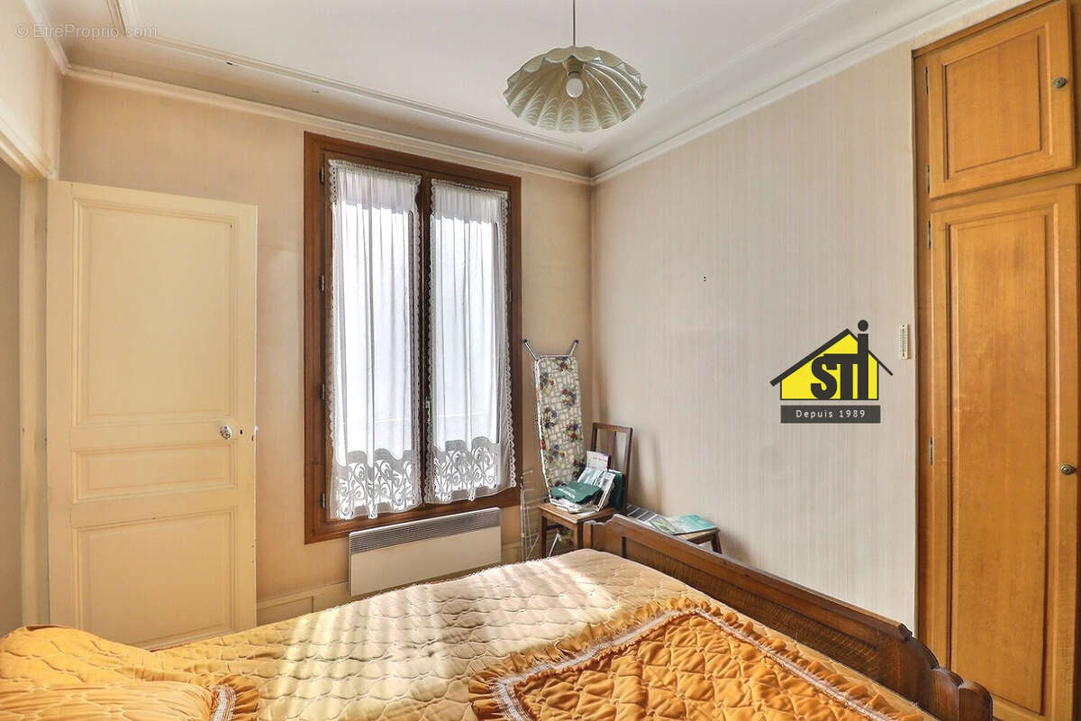 Appartement à PARIS-14E