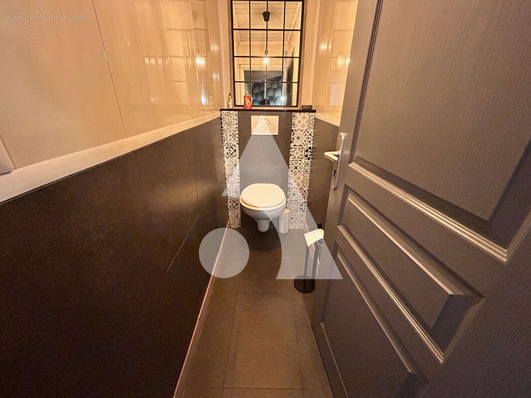 Maison à VIRE-SUR-LOT