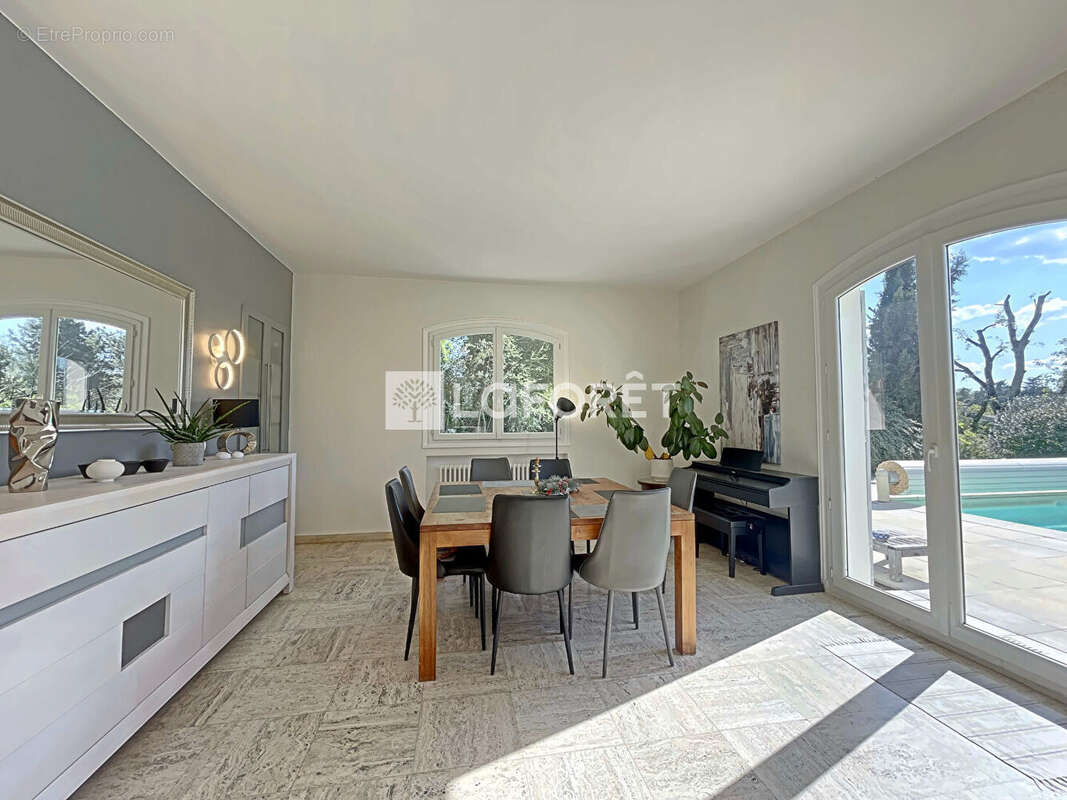 Maison à LA FOUILLOUSE