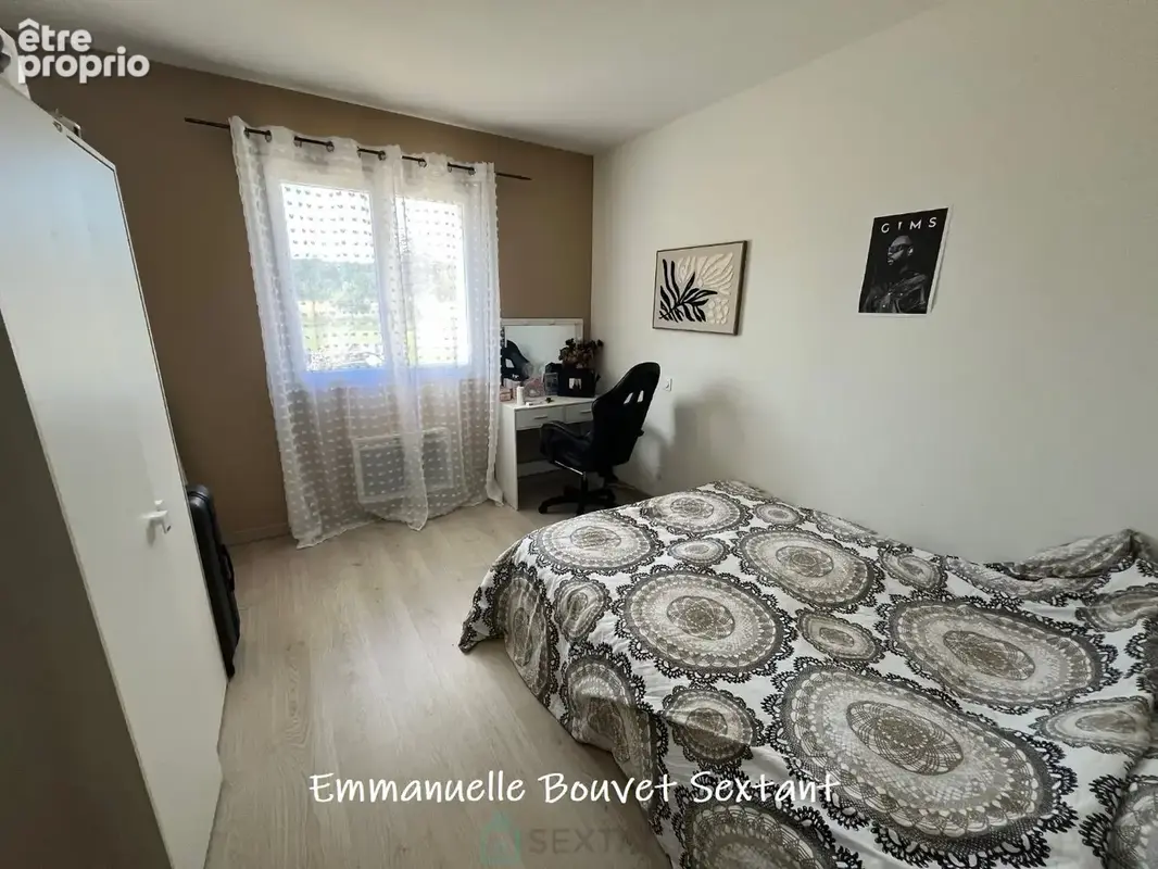Maison contemporaine de plain-pied, 4 chambres, 2 sde, 2 wc, double-garage, 2000 m² de terrain - photo 14