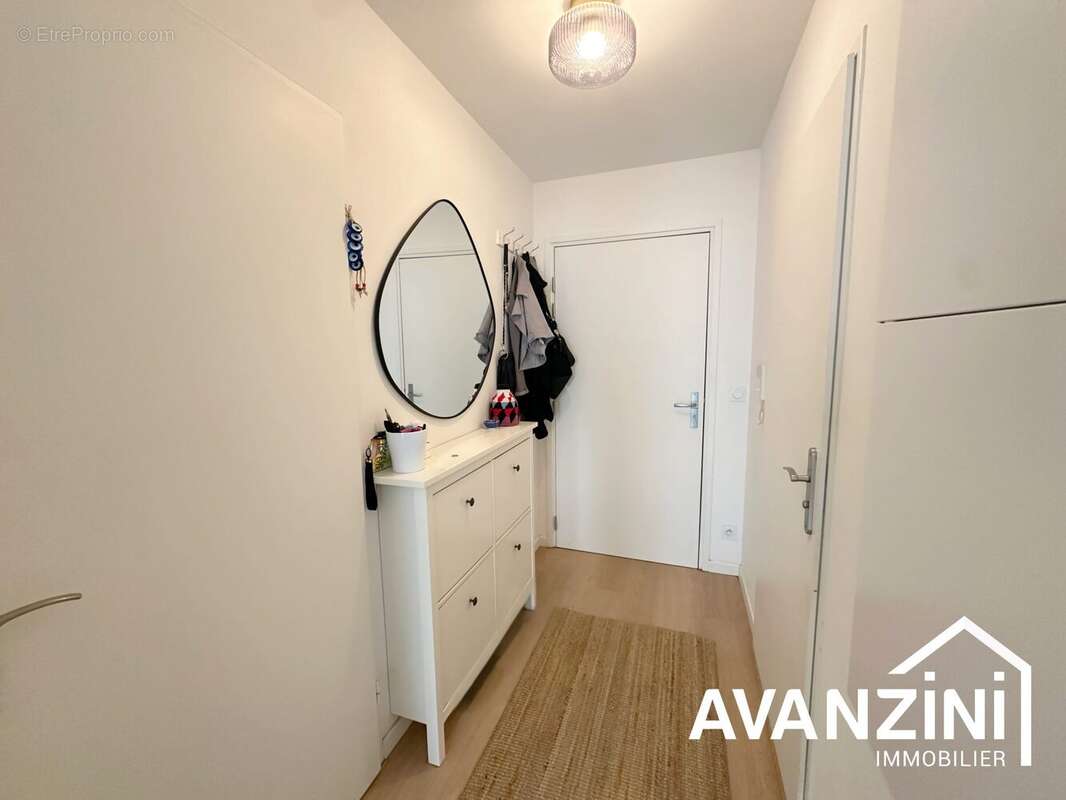 Appartement 77 m² à Chessy  - photo 5