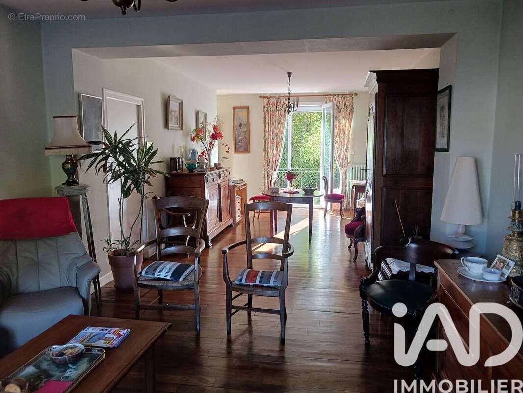 Maison 173 m² à Saint-Martin-L'ars  - photo 5