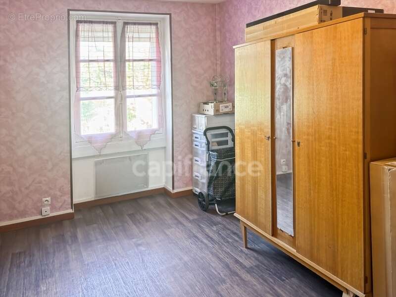 Maison à FRESNAY-SUR-SARTHE