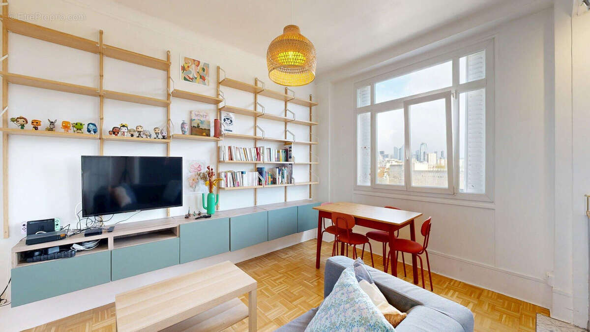 Appartement à NANTERRE