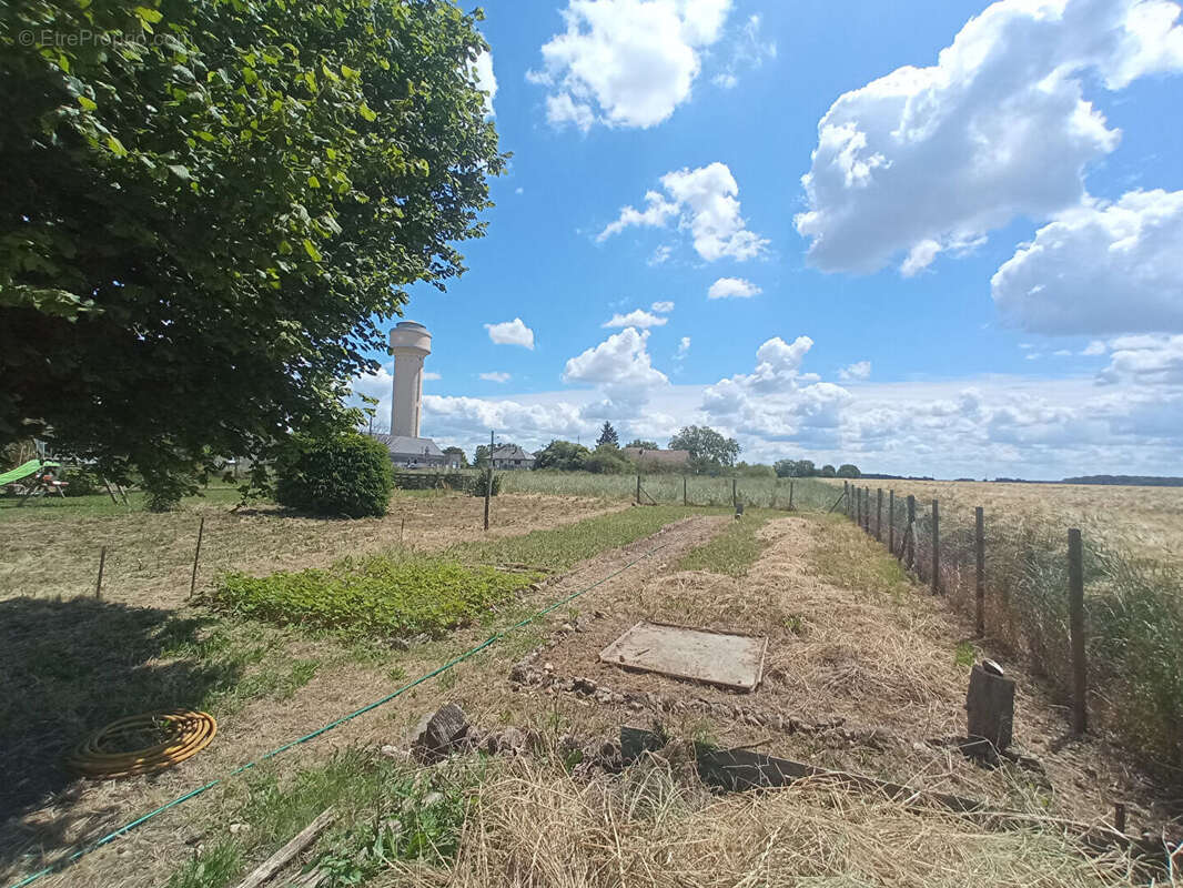 Terrain à CRUCHERAY