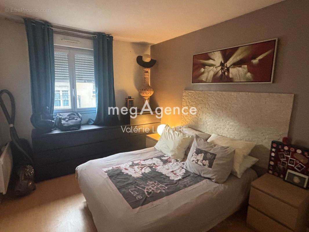 Appartement à MANDRES-LES-ROSES