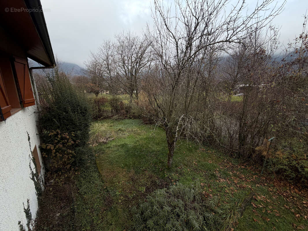 Maison à SAINT-ETIENNE-DE-CUINES