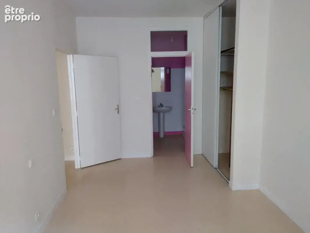 Appartement T2  1  rue Almeras à MILLAU - photo 10