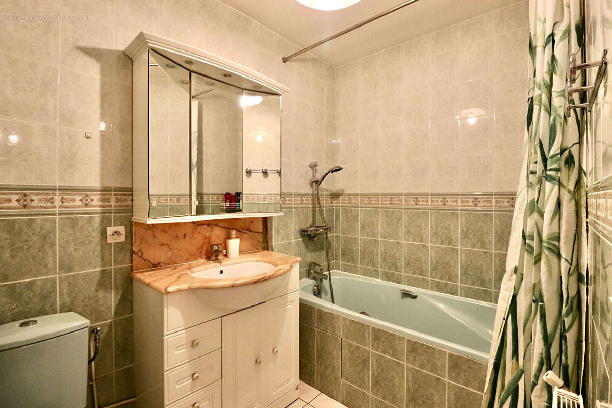 Appartement à CHAMPS-SUR-MARNE