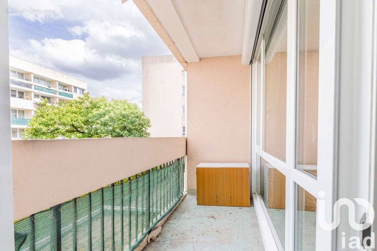Photo 2 - Appartement à LES ULIS