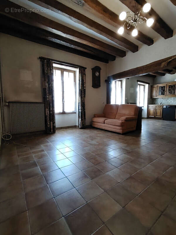 Maison à LOURY